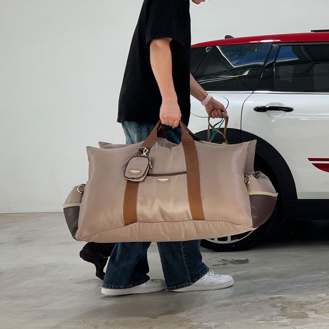 Luxury Dog Car Seat Cover - 11th Edition by Monchouchou