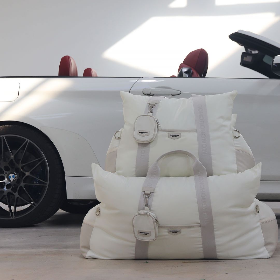 Luxury Dog Car Seat Cover - 11th Edition by Monchouchou