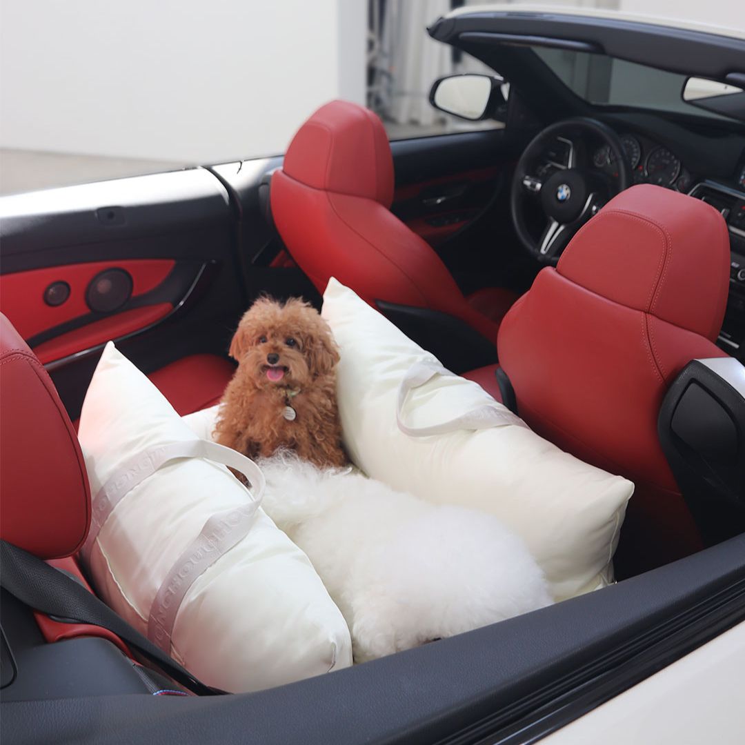Luxury Dog Car Seat Cover - 11th Edition by Monchouchou